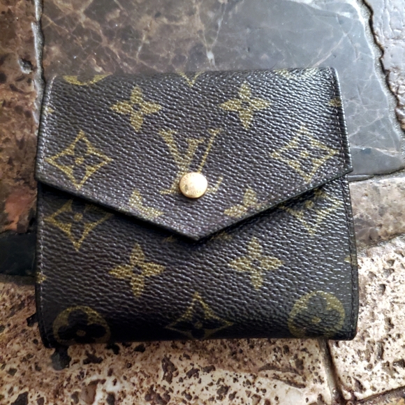 Louis Vuitton vintage monogram Elise Wallet with $30 COA - Picture 2 of 12